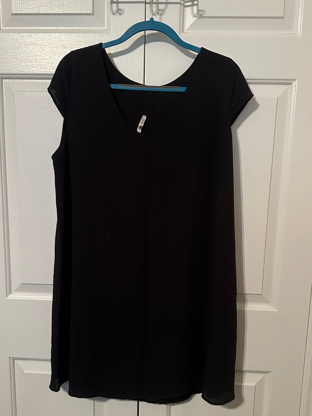 Black V-Neck Cap Sleeve Women's Dress